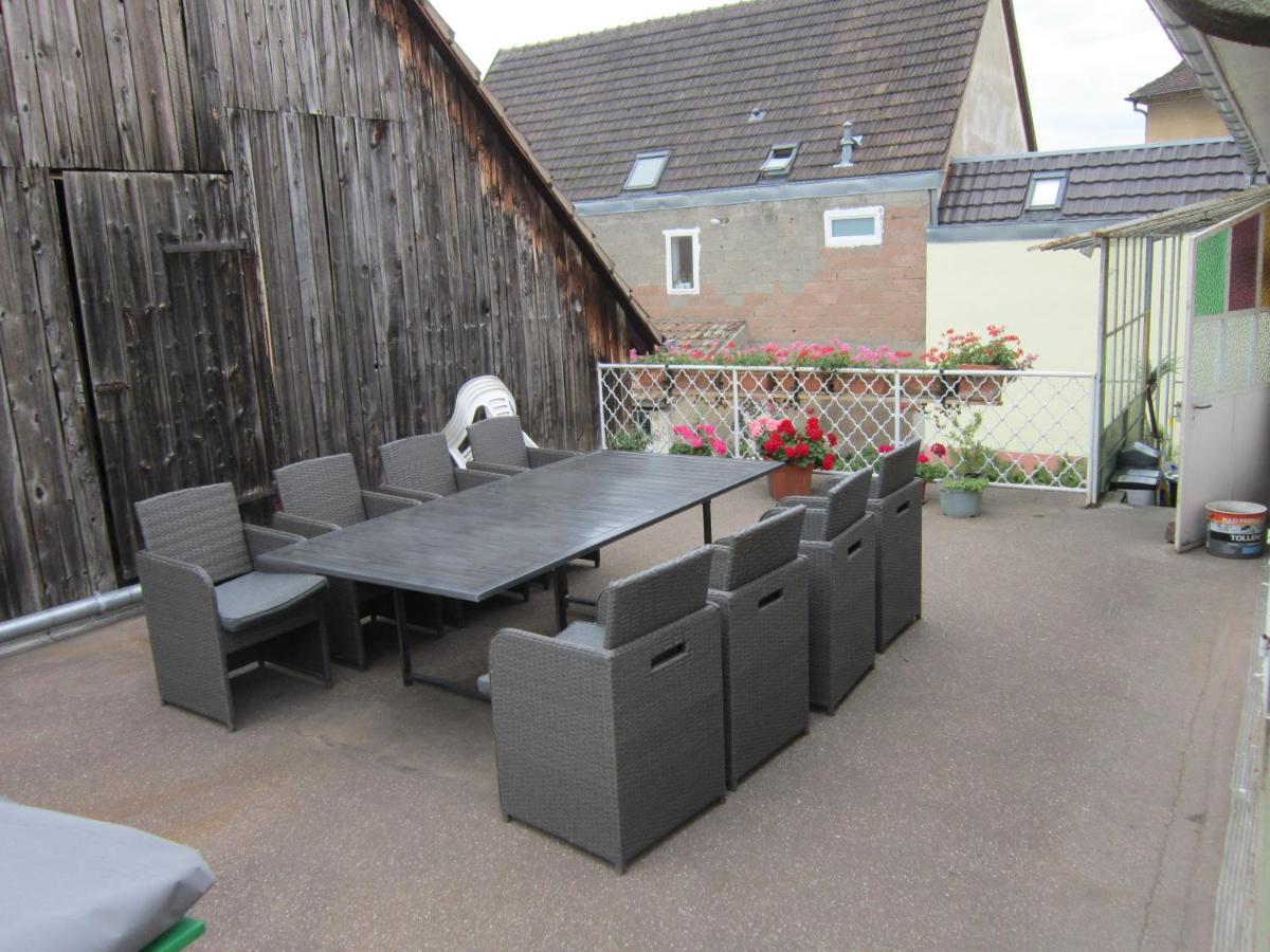 Faubourg Des Pierres Holiday home *